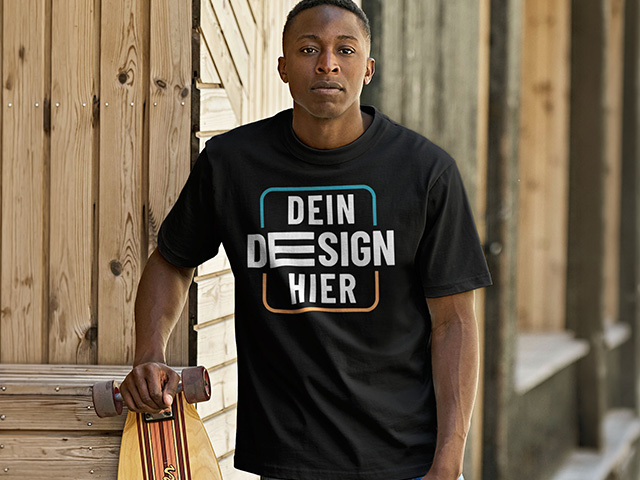 Signature T-Shirt